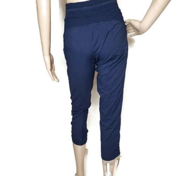 Lululemon street to studio pant II navy size 2 - Picture 6 of 8